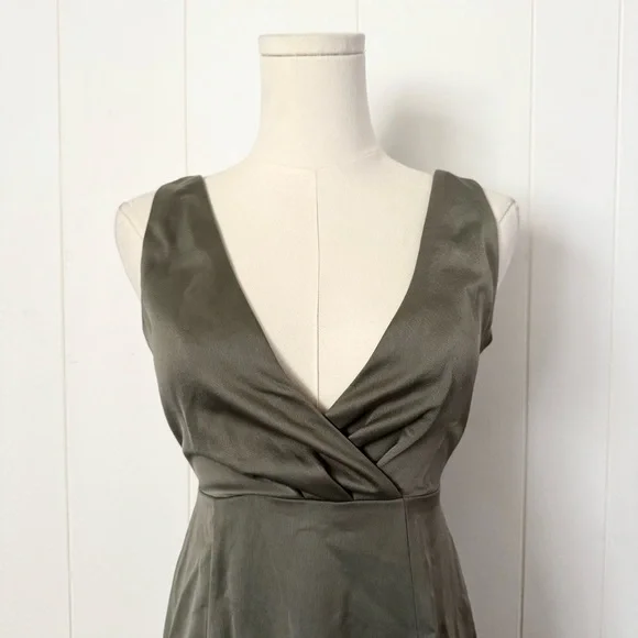 BHLDN NWT Anthropologie Piper V-Neck Side Slit Satin Gown Dress Size 0 Moss